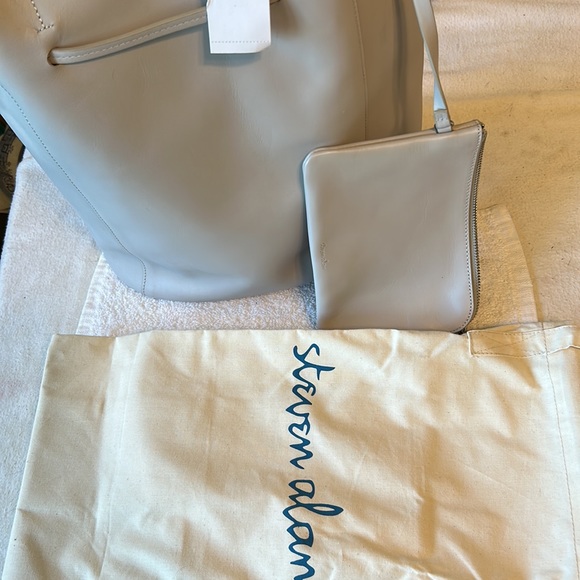 Steven Alan Large Grey Tote Bag with Wristlet & Dustbag - Picture 10 of 15